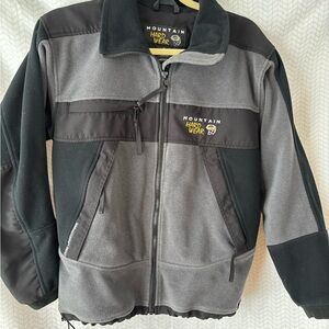 NWOT Mountain Hardwear Black and Gray Jacket